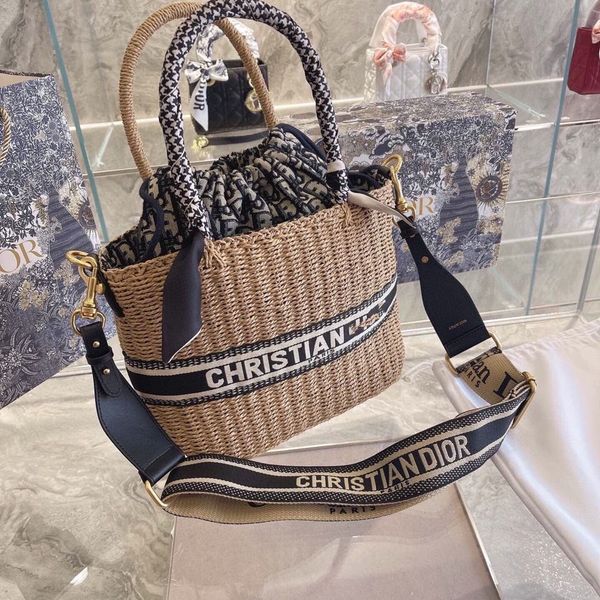 2021 new woven straw stitching hand-held slant bag mrs. chen the same style women's bag vegetable basket beach bag ysj
2021 new woven straw stitching hand-held slant bag mrs. chen the same style women's bag vegetable basket beach bag ysj