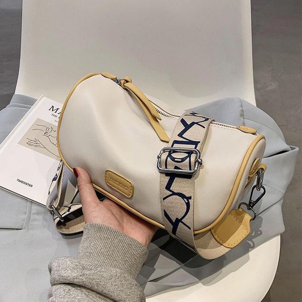 shoulder bags 2021 bag ladies messenger broadband female designer purse mobile phone
shoulder bags 2021 bag ladies messenger broadband female designer purse mobile phone