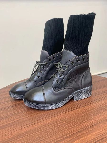 second 79 yuan children's high-end first layer cowhide wool tube handmade sho short boots lace up women's boots, Black
second 79 yuan children's high-end first layer cowhide wool tube handmade sho short boots lace up women's boots, Black