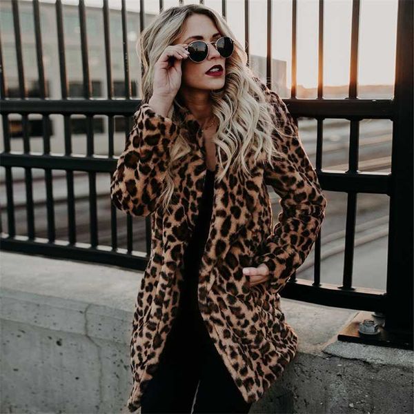 autumn and winter imitation fur women's coat imitation raccoon hair collar classic leopard print medium and long women's coat 2112, Black
autumn and winter imitation fur women's coat imitation raccoon hair collar classic leopard print medium and long women's coat 2112, Black