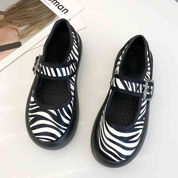 dress shoes 2021 fashion summer women flat platform woman pu casual sneakers hasp non-slip shoe ladies round head boat 4cjd, Black
dress shoes 2021 fashion summer women flat platform woman pu casual sneakers hasp non-slip shoe ladies round head boat 4cjd, Black