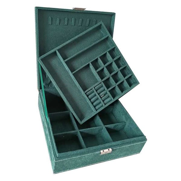 jewelry pouches, bags cost effective velvet square shape 2 layers box with safe lock highly recommended, Pink;blue
jewelry pouches, bags cost effective velvet square shape 2 layers box with safe lock highly recommended, Pink;blue