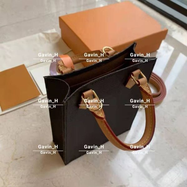 luxurys bags genuine real leather handbags purses fashion womens crossbody 14x18cm mini designers shoulder totes messenger bag
luxurys bags genuine real leather handbags purses fashion womens crossbody 14x18cm mini designers shoulder totes messenger bag