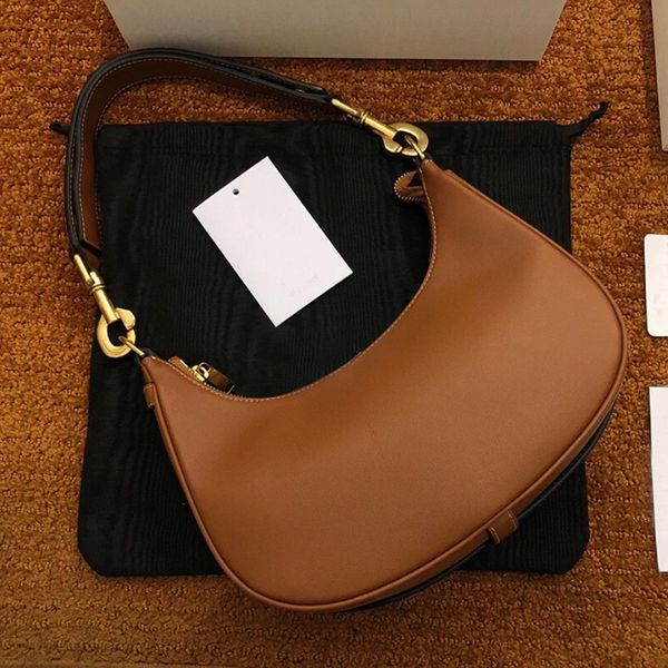 lisa ame arc de triomphe bag leather magic tick women half moon ava underarm portable ingle houlder diagonal luxury designer
lisa ame arc de triomphe bag leather magic tick women half moon ava underarm portable ingle houlder diagonal luxury designer