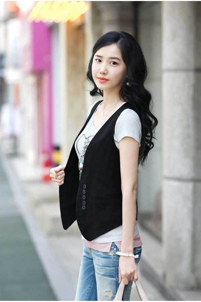 women's vests female short vest, jacket with no sleeves quilted a famous brand, feminine dress plus size button q476 3zuf, Black;white
women's vests female short vest, jacket with no sleeves quilted a famous brand, feminine dress plus size button q476 3zuf, Black;white
