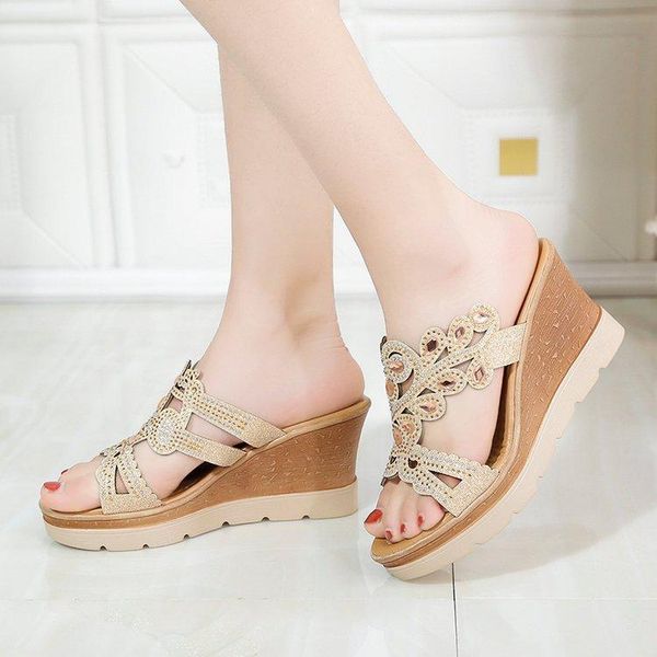 slippers on a wedge shoes woman 2021 house platform pantofle heeled mules glitter slides flat soft high jelly crystal fabric, Black
slippers on a wedge shoes woman 2021 house platform pantofle heeled mules glitter slides flat soft high jelly crystal fabric, Black