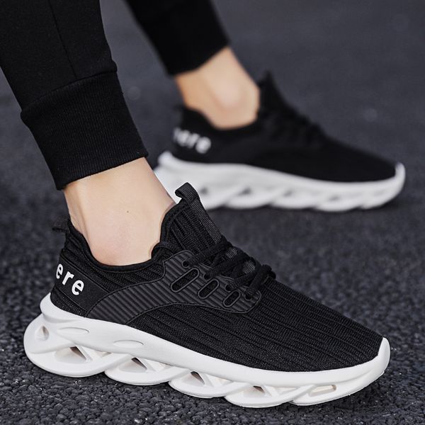 wholesale 2023 running shoes men womens sport super light breathable triple white blue outdoor sneakers size 39-44 wy02-h917
wholesale 2023 running shoes men womens sport super light breathable triple white blue outdoor sneakers size 39-44 wy02-h917
