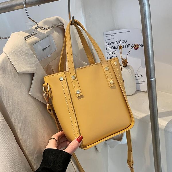 shoulder bags original brand bag premium messenger 2021 fashion handbag large capacity solid color tote bucket
shoulder bags original brand bag premium messenger 2021 fashion handbag large capacity solid color tote bucket