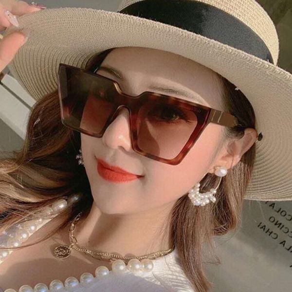 sunglasses style square fashion european and american large frame women's cross border trend versatile, White;black
sunglasses style square fashion european and american large frame women's cross border trend versatile, White;black