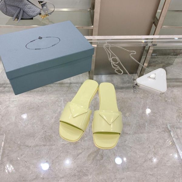 sandals triangle decorative buckle slippers square toe sheepskin lining womens sandal beach flat, Black
sandals triangle decorative buckle slippers square toe sheepskin lining womens sandal beach flat, Black