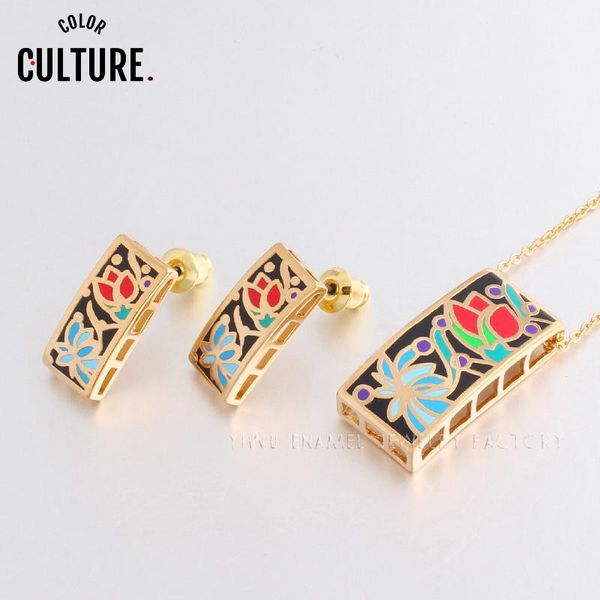 earrings & necklace filled gold-color jewelry sets for women flower design shape enamel vintage (necklace, earring), Silver
earrings & necklace filled gold-color jewelry sets for women flower design shape enamel vintage (necklace, earring), Silver