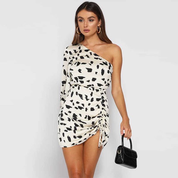 casual one shoulder print dress women elegant backless bandage dress female streetwear boho mini dresses vestidos robe 210625, Black;gray
casual one shoulder print dress women elegant backless bandage dress female streetwear boho mini dresses vestidos robe 210625, Black;gray