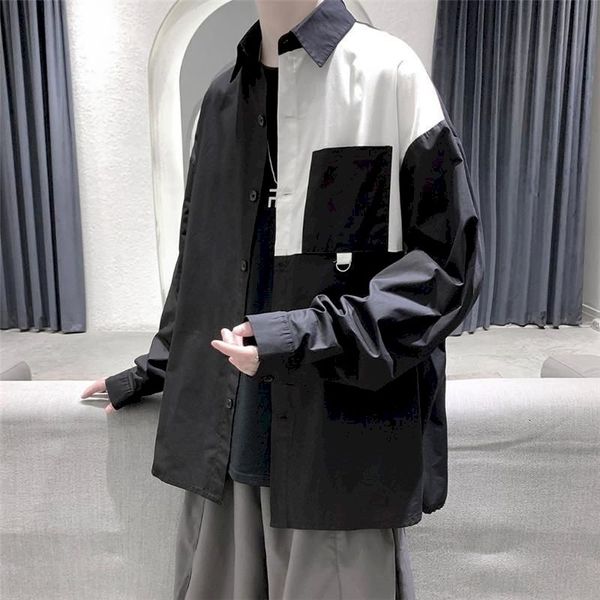 men's casual shirts spring autumn black white long sleeve loose stitching design sense button up men jacket 8w8m, White;black
men's casual shirts spring autumn black white long sleeve loose stitching design sense button up men jacket 8w8m, White;black