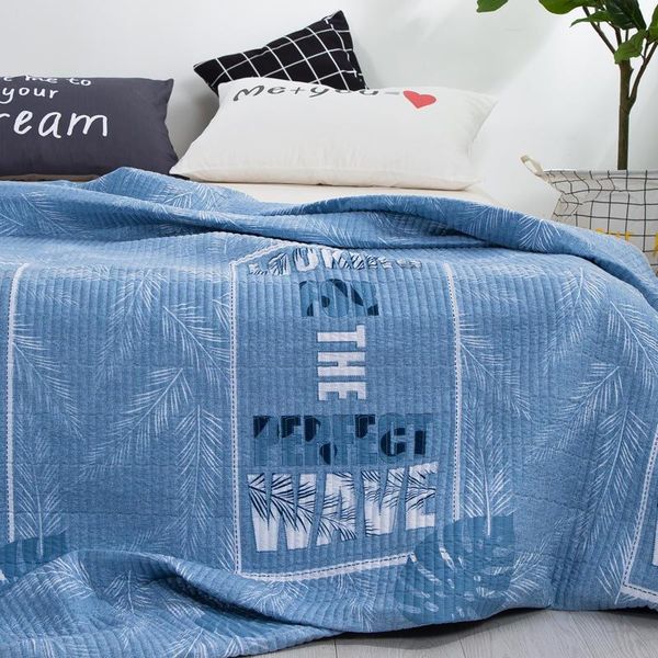 blankets soft skin-friendly washable spring and summer quilt suitable for naked sleeping crowd fashion blanket
blankets soft skin-friendly washable spring and summer quilt suitable for naked sleeping crowd fashion blanket