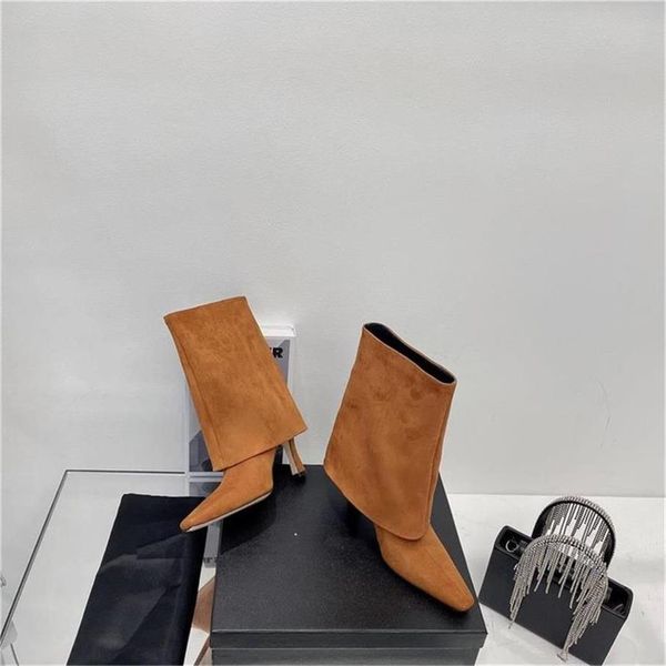 2021 r autumn and winter ladies high boots fashionable leather soles size 35-41, Black
2021 r autumn and winter ladies high boots fashionable leather soles size 35-41, Black