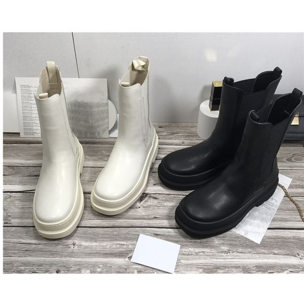 quality fashion leather star women designer boots martin short autumn winter ankle exquisite woman shoes cowboy booties platform black white
quality fashion leather star women designer boots martin short autumn winter ankle exquisite woman shoes cowboy booties platform black white