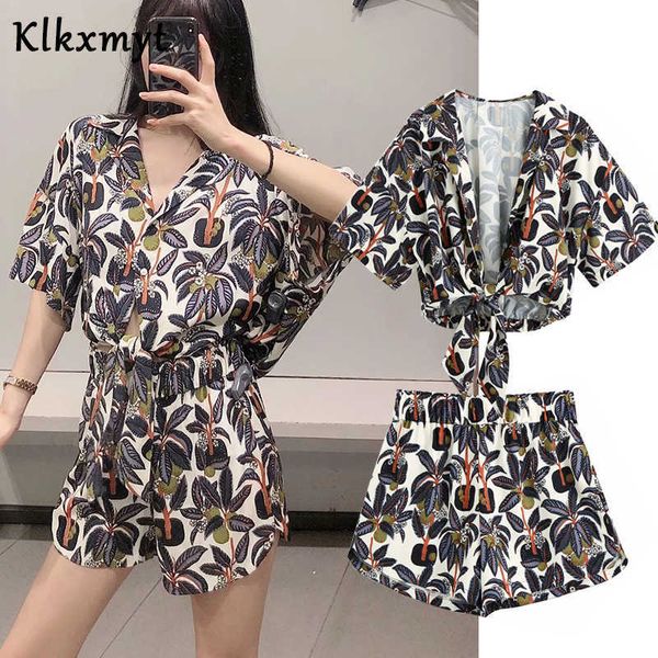 klkxmyt two piece set women summer fashion print short sleeve beach cropped blouse+elastic waist casual shorts sets 210527, White
klkxmyt two piece set women summer fashion print short sleeve beach cropped blouse+elastic waist casual shorts sets 210527, White