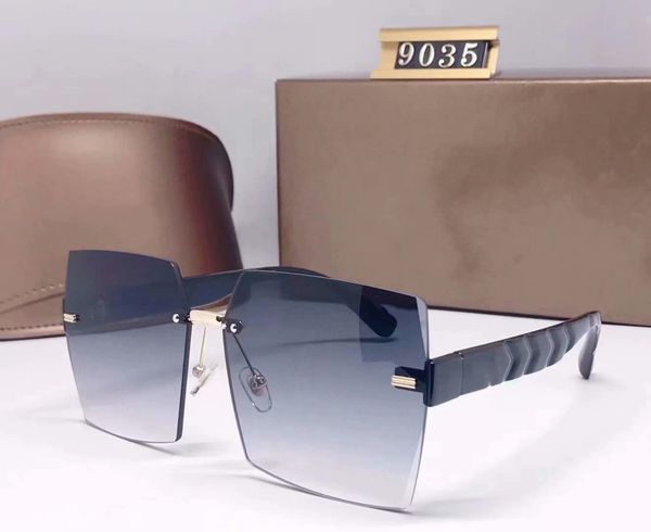 2021new oversized fashion sunglasses women vintage sun glasses eyewear feminino big shade uv400 design glass lenses with box9035, White;black
2021new oversized fashion sunglasses women vintage sun glasses eyewear feminino big shade uv400 design glass lenses with box9035, White;black