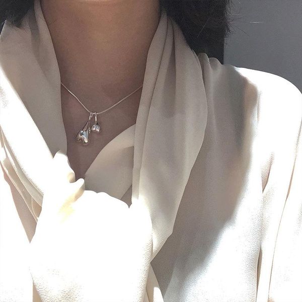 pendant necklaces yh-zl 925 sterling silver geometric heart for women temperament clavicle chain sell french jewelry
pendant necklaces yh-zl 925 sterling silver geometric heart for women temperament clavicle chain sell french jewelry