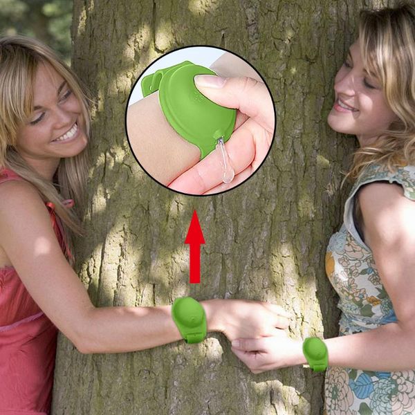 watch bands silicone wristband hand sanitizer dispensing portable bracelet dispenser outdoor kids soap, Black;brown
watch bands silicone wristband hand sanitizer dispensing portable bracelet dispenser outdoor kids soap, Black;brown