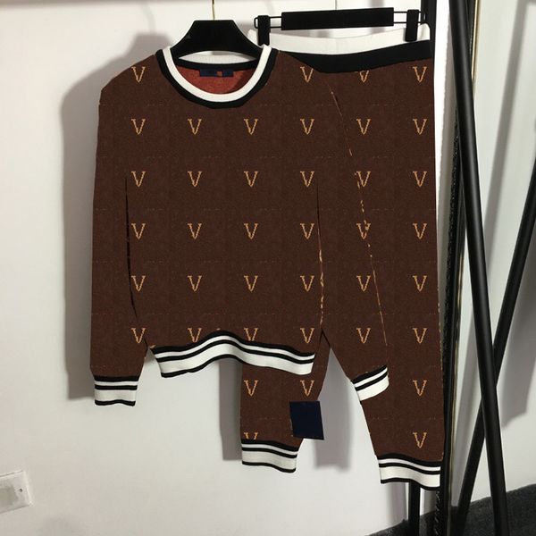 retro flora jacquard two piece pants creative elastic waist women pant outdoor soft touch couple brand sport suit sets, White 
retro flora jacquard two piece pants creative elastic waist women pant outdoor soft touch couple brand sport suit sets, White