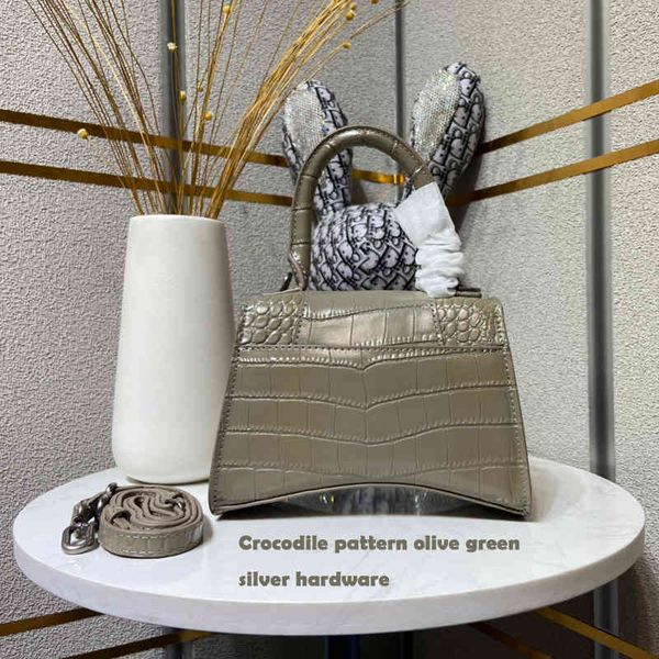handbag women luxurys designers bags 2021 crossbody bag trendy ladie purse zhouzhoubao123
handbag women luxurys designers bags 2021 crossbody bag trendy ladie purse zhouzhoubao123