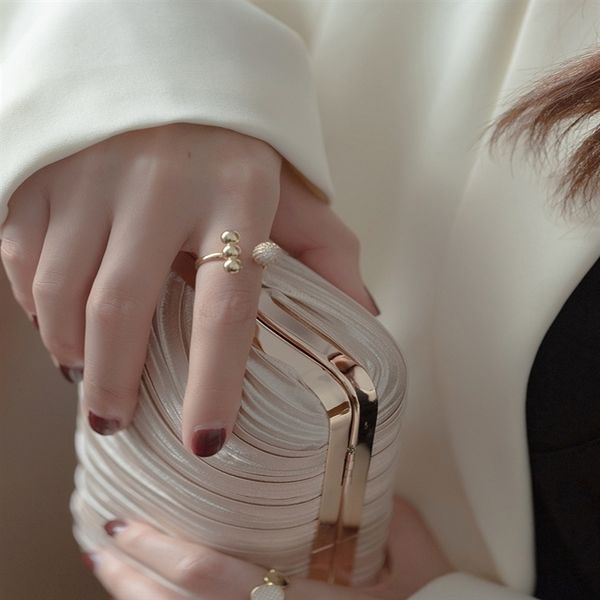 T1n advanced sense opening micro inlay temperament female fashion personality inschao net red niche hand ringdesign band rings index finger, Silver
T1n advanced sense opening micro inlay temperament female fashion personality inschao net red niche hand ringdesign band rings index finger, Silver