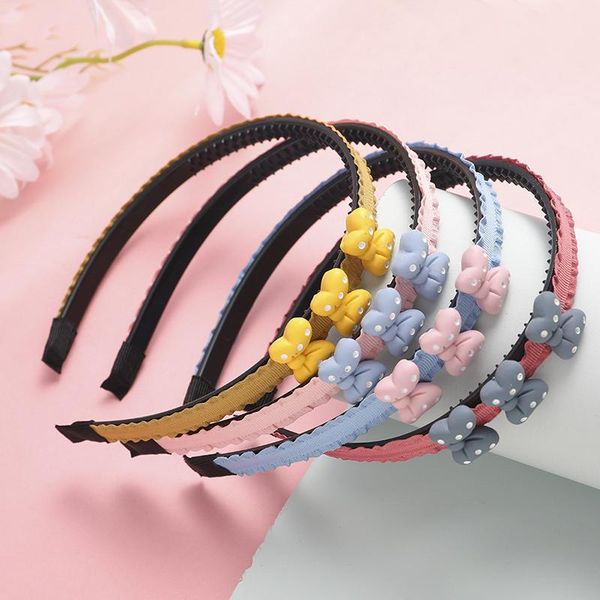 cartoon hair bands girls headband braided clip hoop cute hairpin accessories for ornaments, Slivery;white
cartoon hair bands girls headband braided clip hoop cute hairpin accessories for ornaments, Slivery;white