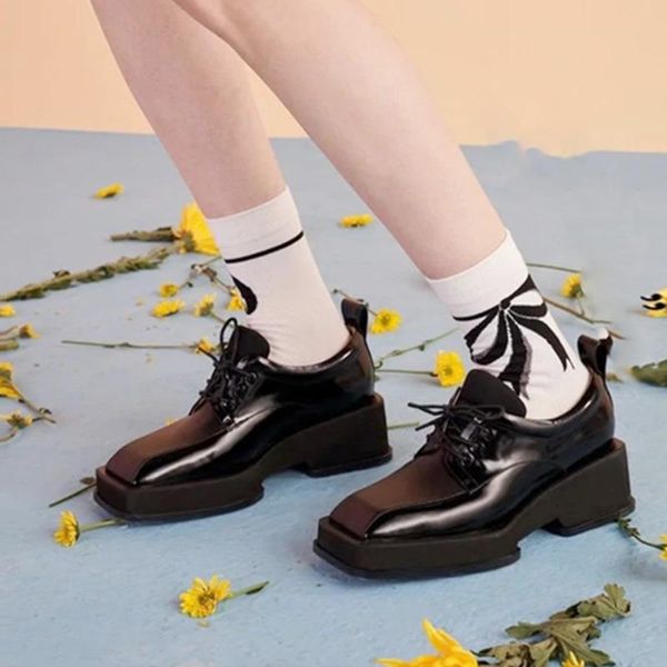spring and summer fashion casual british style thick heel square headband black leather shoes women's sh561 dress
spring and summer fashion casual british style thick heel square headband black leather shoes women's sh561 dress