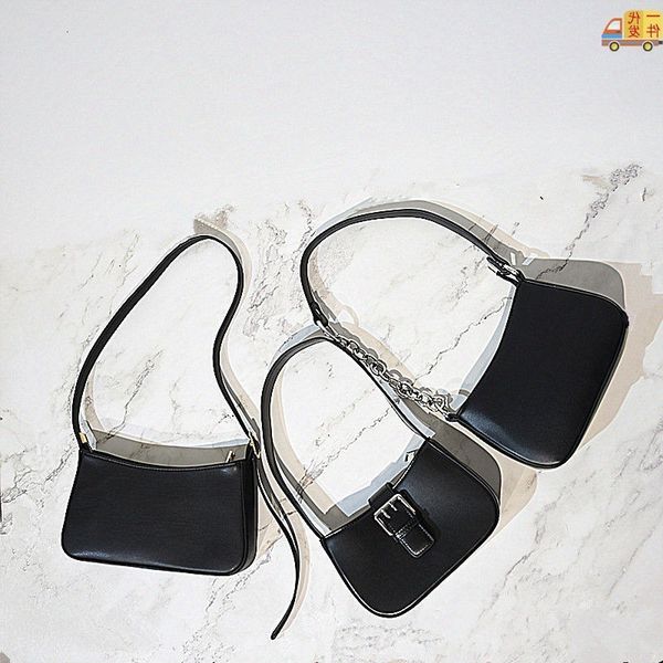 female 2021 advanced sense diagonal straddle niche versatile armpit bag ins portable one shoulder chain staff
female 2021 advanced sense diagonal straddle niche versatile armpit bag ins portable one shoulder chain staff