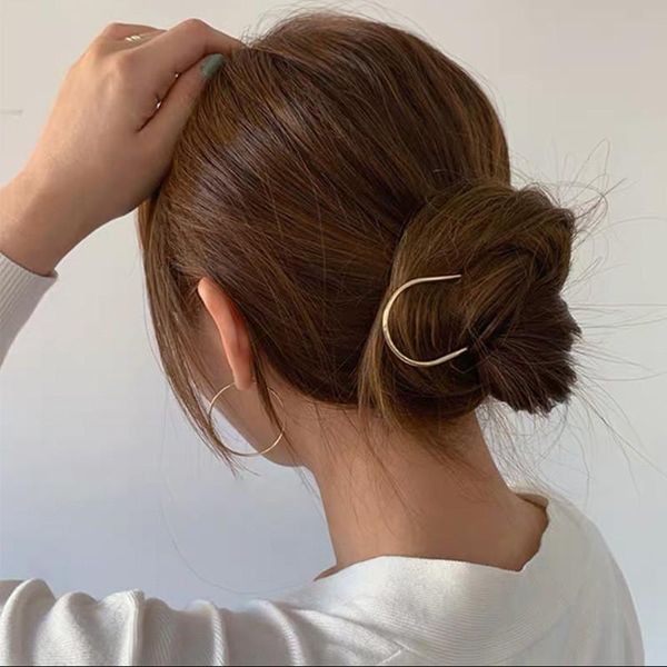 hair clips & barrettes aomu korean simple versatile metal gold sticks headdress fashion accessories trend u-shaped large hairpin for women, Golden;silver
hair clips & barrettes aomu korean simple versatile metal gold sticks headdress fashion accessories trend u-shaped large hairpin for women, Golden;silver