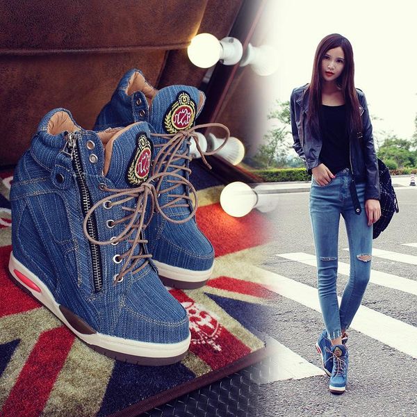 boots with elevated thick bottom casual denim autumn 2021 personalized muffin lace short for women, Black
boots with elevated thick bottom casual denim autumn 2021 personalized muffin lace short for women, Black
