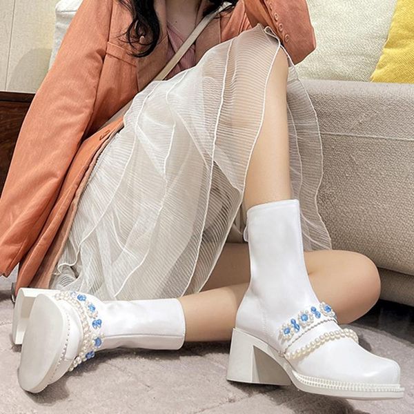 boots fashion women casual short women's autumn and winter crystal flower beaded shoes, Black
boots fashion women casual short women's autumn and winter crystal flower beaded shoes, Black