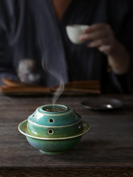 fragrance lamps zen incense burner retro ceramic small size domestic indoor buddha worship creative tea ceremony ornaments
fragrance lamps zen incense burner retro ceramic small size domestic indoor buddha worship creative tea ceremony ornaments