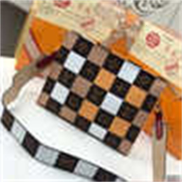 long brand wallet designer luxury key m67692 chain new color holders wash wallets bag old pouches flower card real leather phone cases purse, Red;black
long brand wallet designer luxury key m67692 chain new color holders wash wallets bag old pouches flower card real leather phone cases purse, Red;black