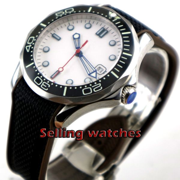 41mm light white sterile dial rubber strap black ceramic bezel sapphire glass date mechanical automatic human watch, Slivery;brown
41mm light white sterile dial rubber strap black ceramic bezel sapphire glass date mechanical automatic human watch, Slivery;brown