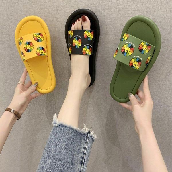 women's beach slippers 3d smiling sunflower platform sandals fashion colorful casual flats flip home shoes slides, Black
women's beach slippers 3d smiling sunflower platform sandals fashion colorful casual flats flip home shoes slides, Black