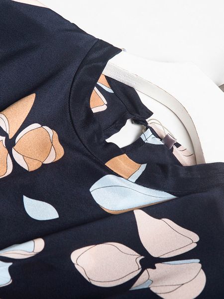 dress stylish print mulberry long collar short-sleeved silk belted women's, Black;gray
dress stylish print mulberry long collar short-sleeved silk belted women's, Black;gray