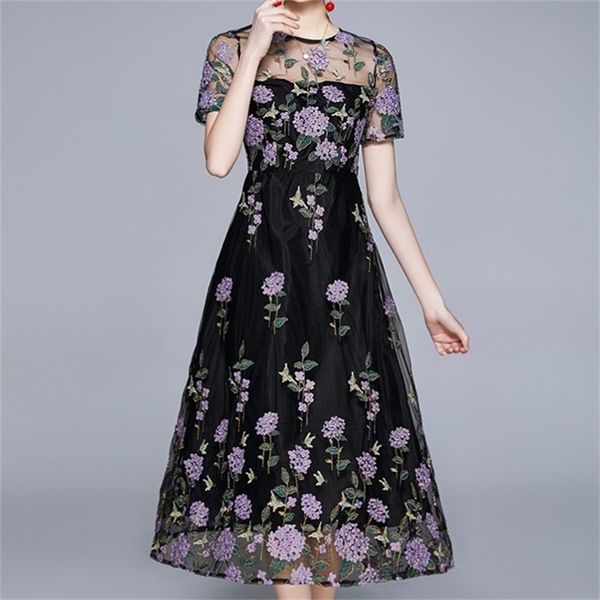 spring woman dress mesh embroidery high waist elegant party mexi dresses female lace vestidos 210603, Black;gray
spring woman dress mesh embroidery high waist elegant party mexi dresses female lace vestidos 210603, Black;gray