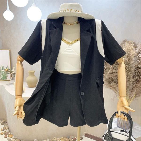 women's tracksuits niche design 2021 high waisted shorts blazer pants leisure fashion short sleeves coat two piece set, Gray
women's tracksuits niche design 2021 high waisted shorts blazer pants leisure fashion short sleeves coat two piece set, Gray