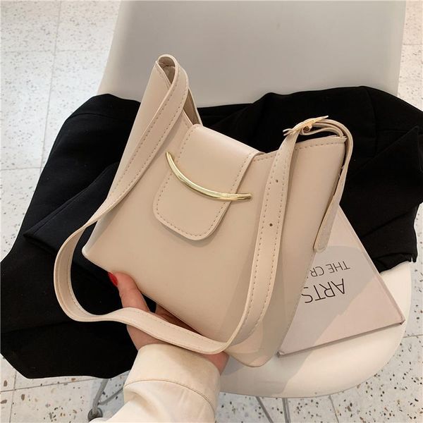 evening bags ins korean female bag white shoulder ladies messenger luxury designer purse mobile phone
evening bags ins korean female bag white shoulder ladies messenger luxury designer purse mobile phone