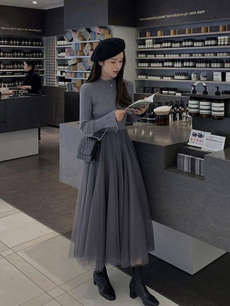 casual dresses spring women elegant flare sleeve o neck spliced slim long knitting patchwork mesh dress ladies ball gown midi, Black;gray
casual dresses spring women elegant flare sleeve o neck spliced slim long knitting patchwork mesh dress ladies ball gown midi, Black;gray