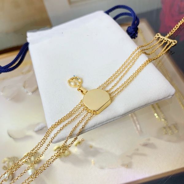 fashion charm bracelet round cake bag tag old flower multi-chain 18k gold bracelet fashion unique brass bracelet supply, Golden;silver
fashion charm bracelet round cake bag tag old flower multi-chain 18k gold bracelet fashion unique brass bracelet supply, Golden;silver