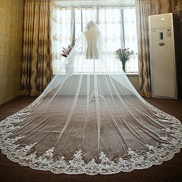 bridal veils cathedral train wedding veil long one layer lace appliques sequined bride with comb 2021 accessory head wear, Black
bridal veils cathedral train wedding veil long one layer lace appliques sequined bride with comb 2021 accessory head wear, Black