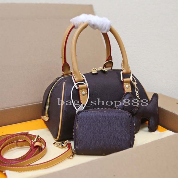 high-quality designer bags ladies handbag pillow bag coin purse pendant three-in-one flower classic multi-function large capacity 05
high-quality designer bags ladies handbag pillow bag coin purse pendant three-in-one flower classic multi-function large capacity 05