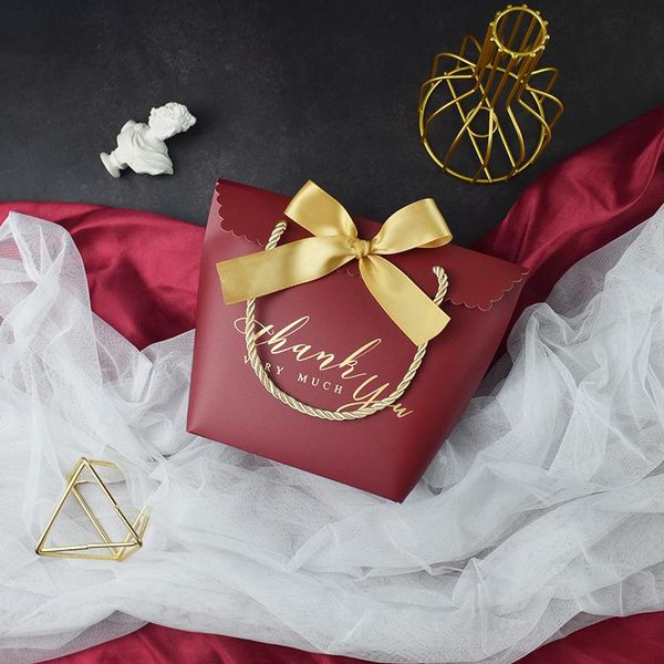 gift wrap 10 pcs red blue pink hand-held candy bag box for favor decoration/event party supplies/wedding favours boxes
gift wrap 10 pcs red blue pink hand-held candy bag box for favor decoration/event party supplies/wedding favours boxes