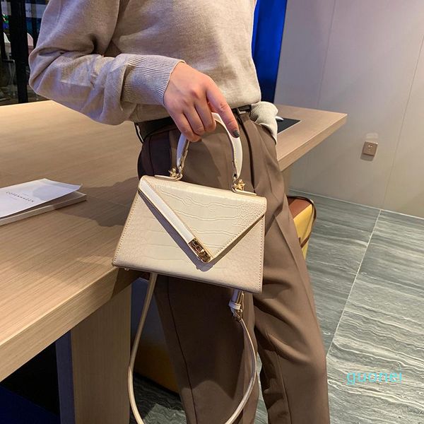 2021 alligator women shoulder bags designer handbags luxury crocodile pu leather crossbody bag chic lock small flap purse sac
2021 alligator women shoulder bags designer handbags luxury crocodile pu leather crossbody bag chic lock small flap purse sac
