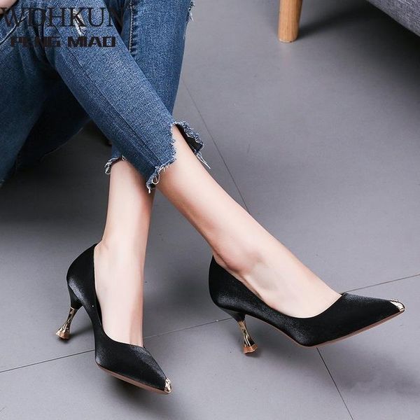 dress shoes 2021 spring fashion woman pointed fine with heels shallow mouth high patent leather summer pumps mujer 8.6cm, Black
dress shoes 2021 spring fashion woman pointed fine with heels shallow mouth high patent leather summer pumps mujer 8.6cm, Black