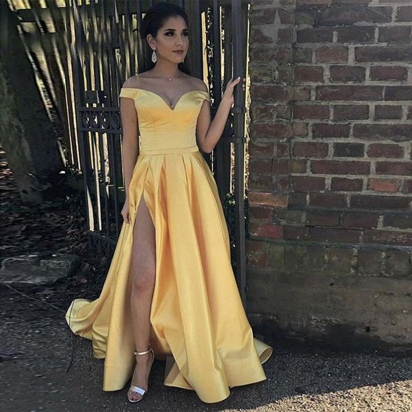 off shoulder a line split prom dresses 2021 court train lace-up back formal evening party gowns robe de soiree, Black;red
off shoulder a line split prom dresses 2021 court train lace-up back formal evening party gowns robe de soiree, Black;red