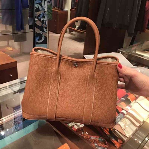 women luxurys designers bags 2021 single bucket genuine leather shopping fashion bolsas de mujer designer handbag handbags totes crossbody b
women luxurys designers bags 2021 single bucket genuine leather shopping fashion bolsas de mujer designer handbag handbags totes crossbody b